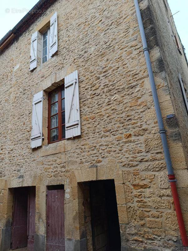 Maison à SARLAT-LA-CANEDA