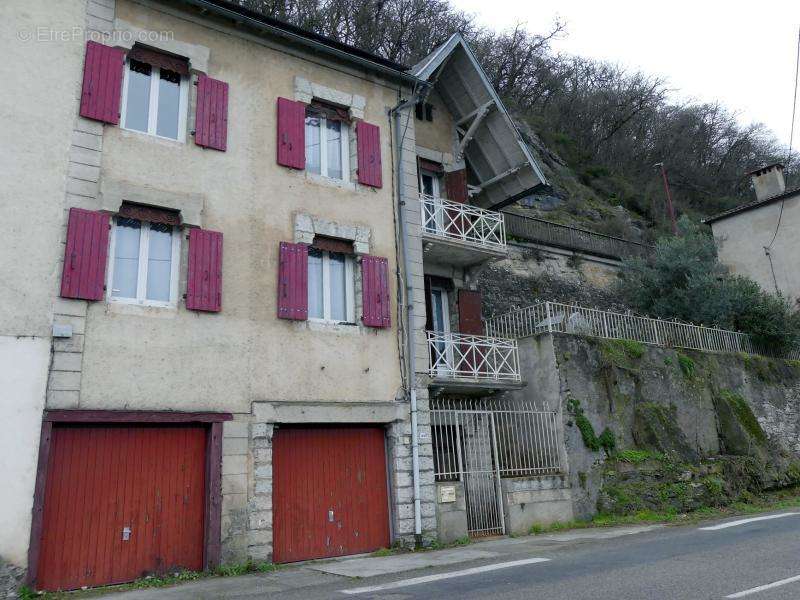 Maison à CAHORS