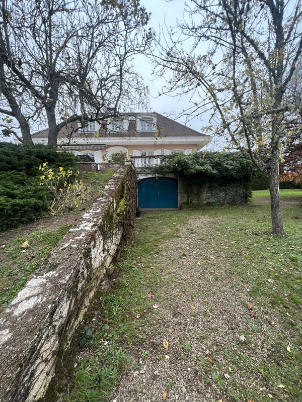 Maison à SAINT-PIERRE-DE-VARENNES