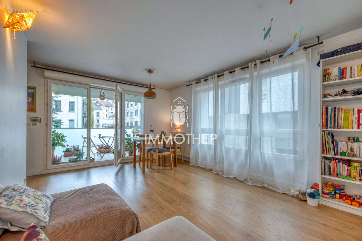 Appartement à GRENOBLE