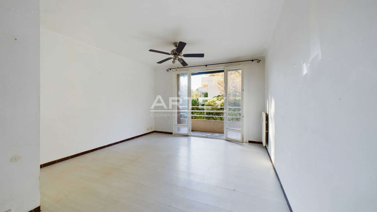 Appartement à HYERES