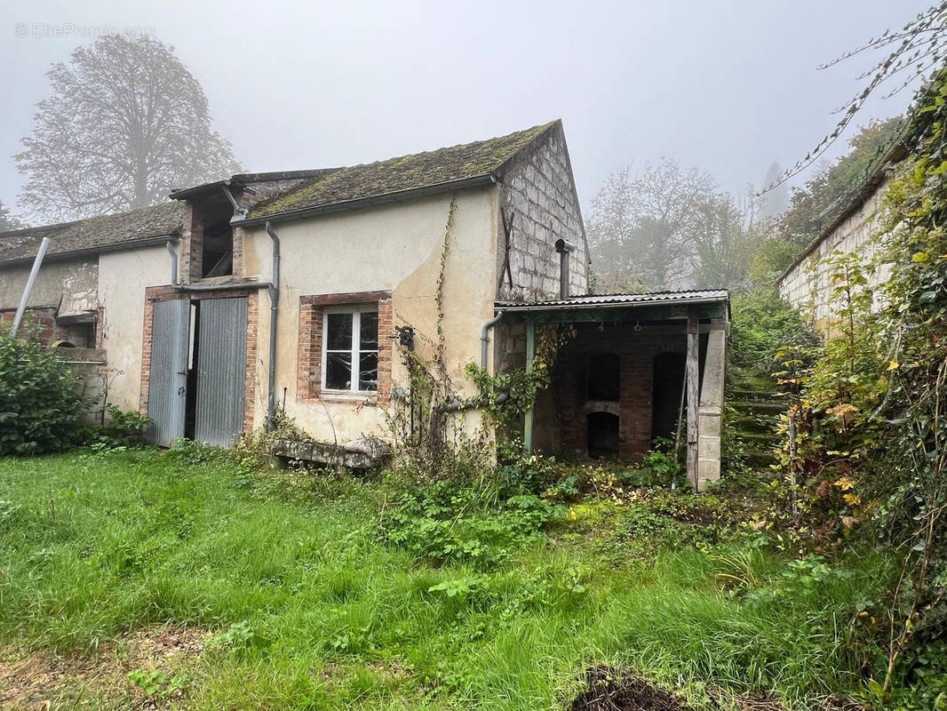 Maison à MONTEREAU-FAULT-YONNE