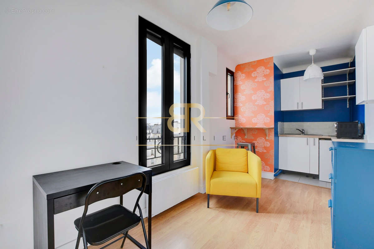 Appartement à PARIS-18E