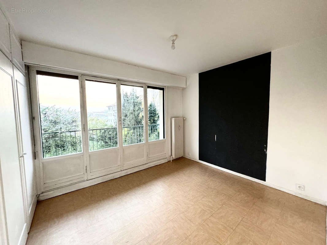 Appartement à BOURGOIN-JALLIEU