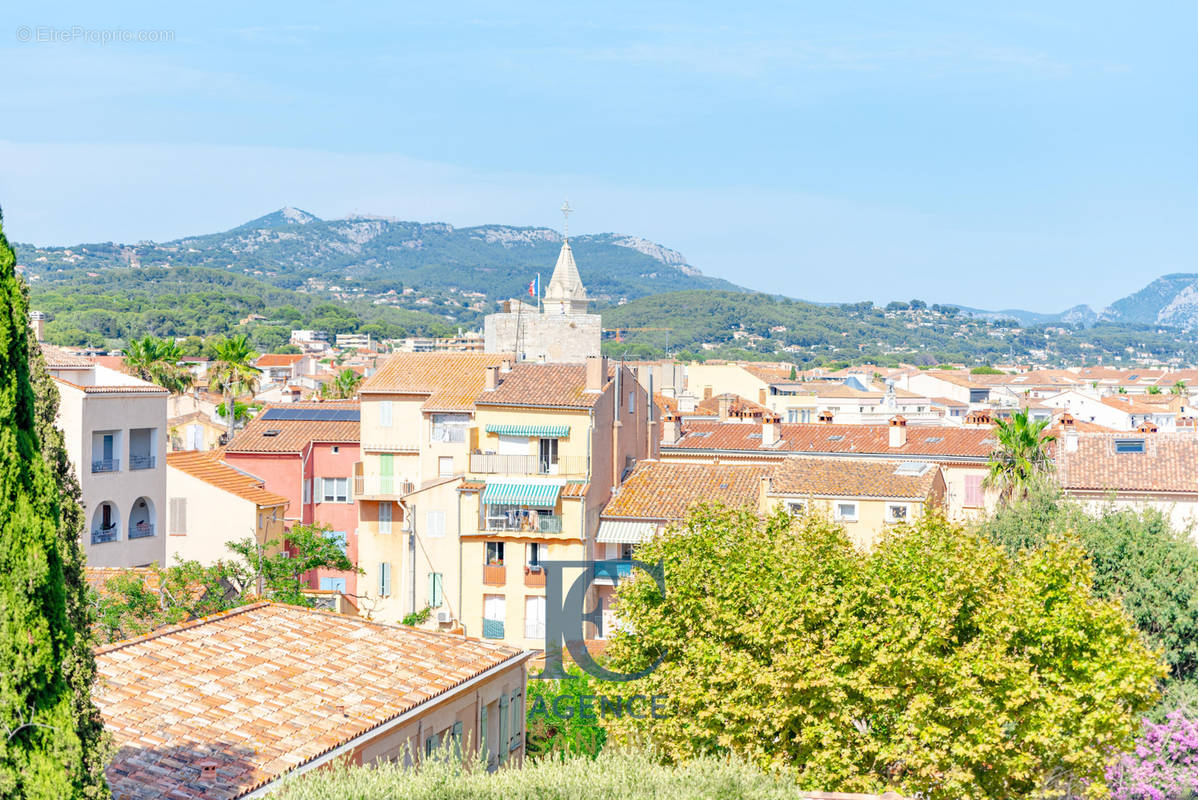 Appartement à SANARY-SUR-MER