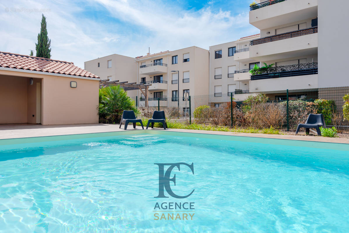 Appartement à SAINT-CYR-SUR-MER