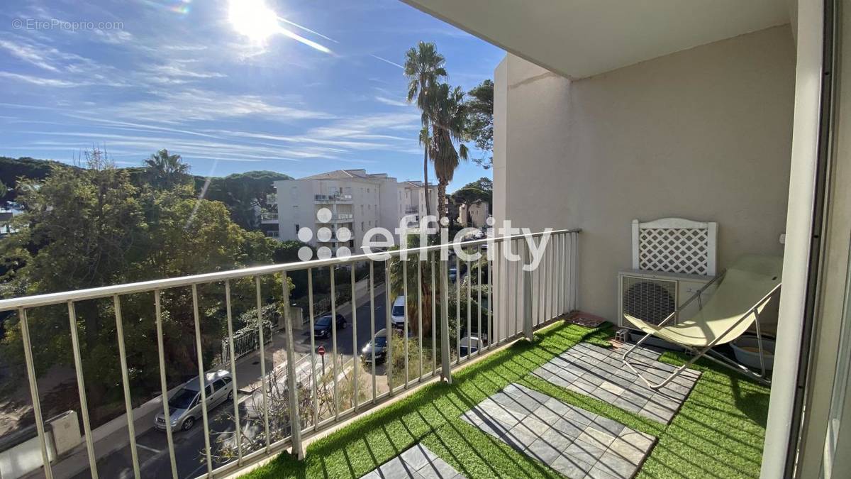 Appartement à HYERES