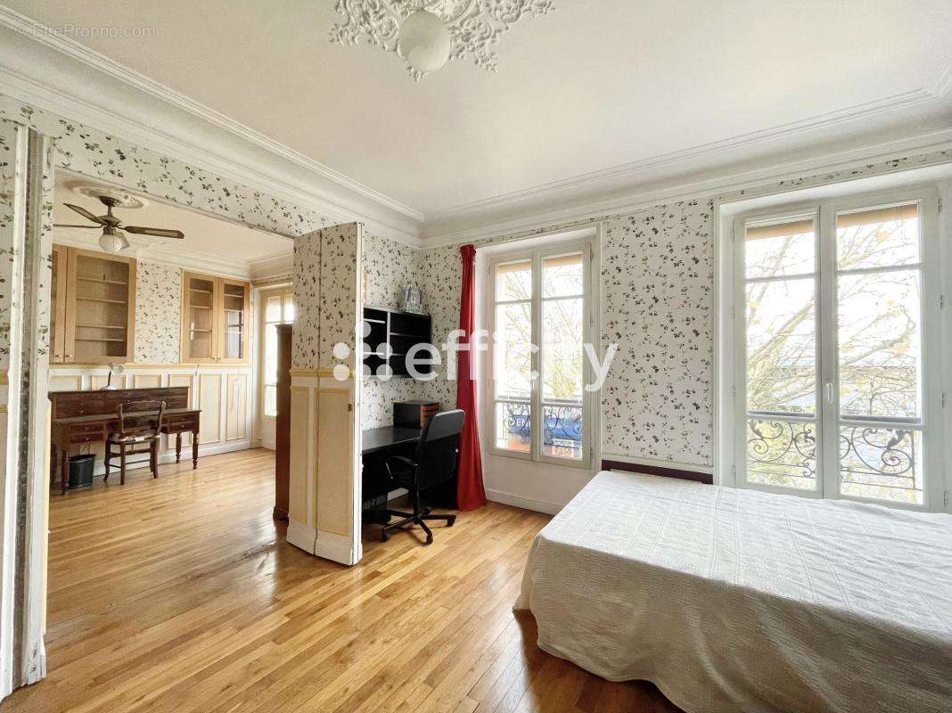 Appartement à PARIS-12E