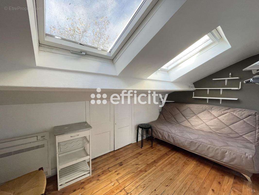 Appartement à PARIS-12E