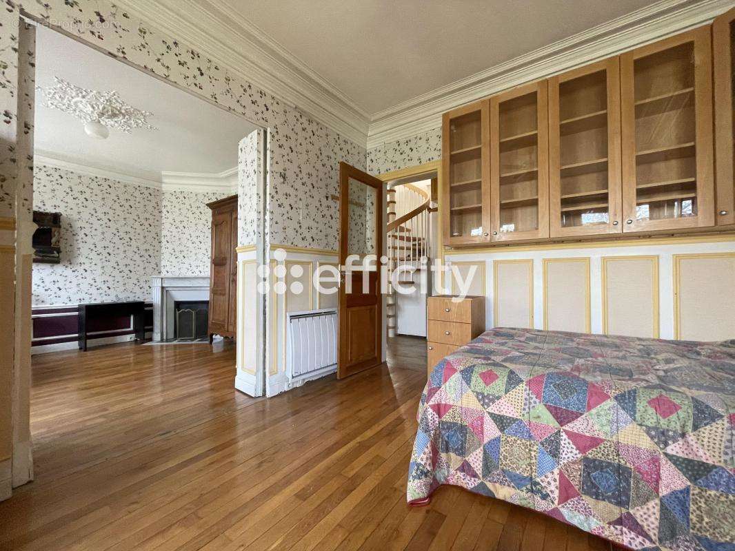 Appartement à PARIS-12E