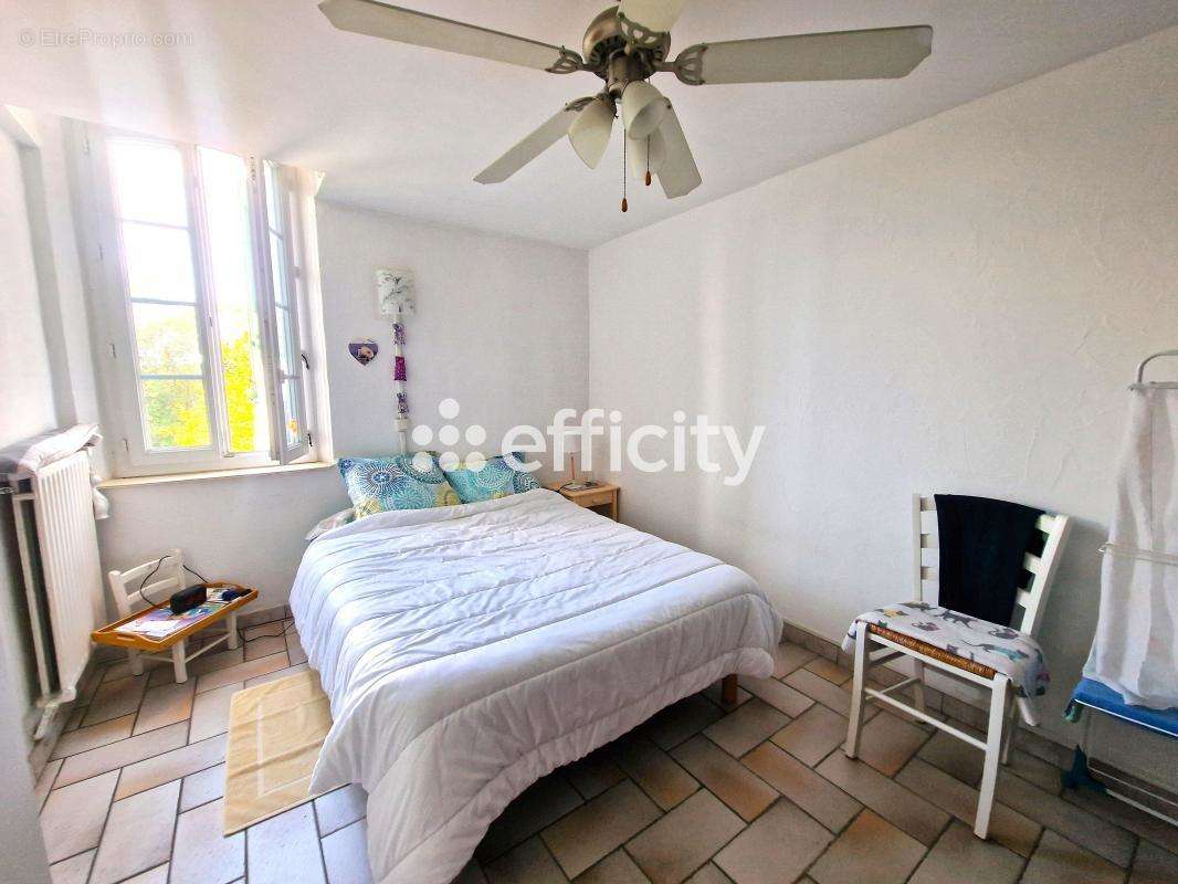 Appartement à FAYENCE