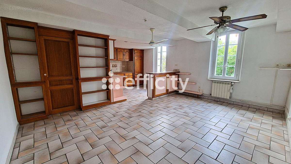 Appartement à FAYENCE