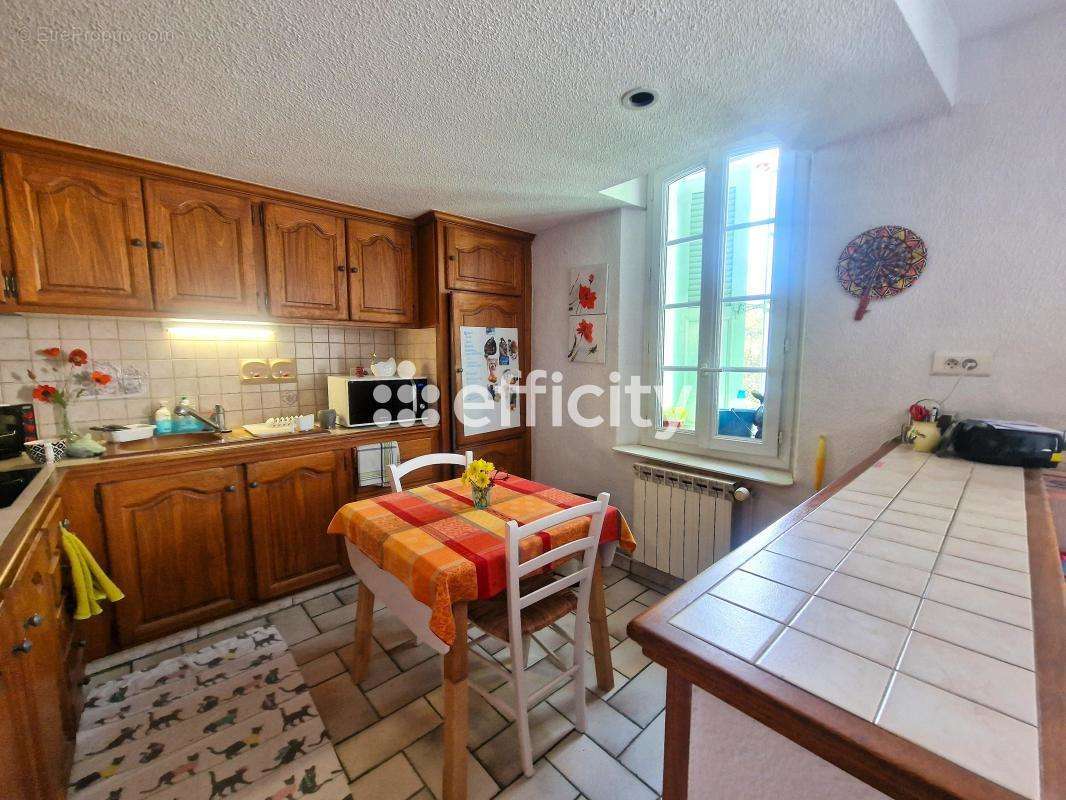 Appartement à FAYENCE