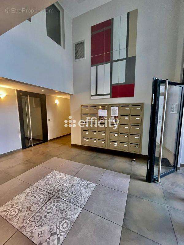 Appartement à STAINS