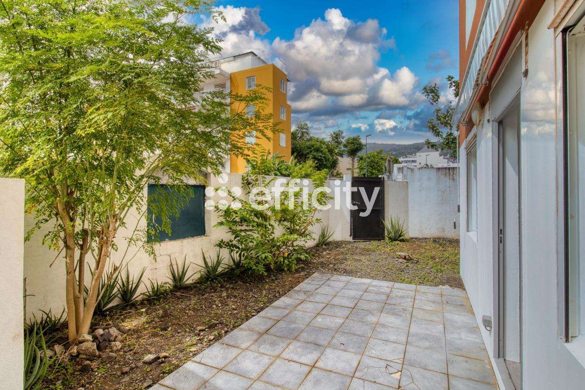 Appartement à SAINT-DENIS