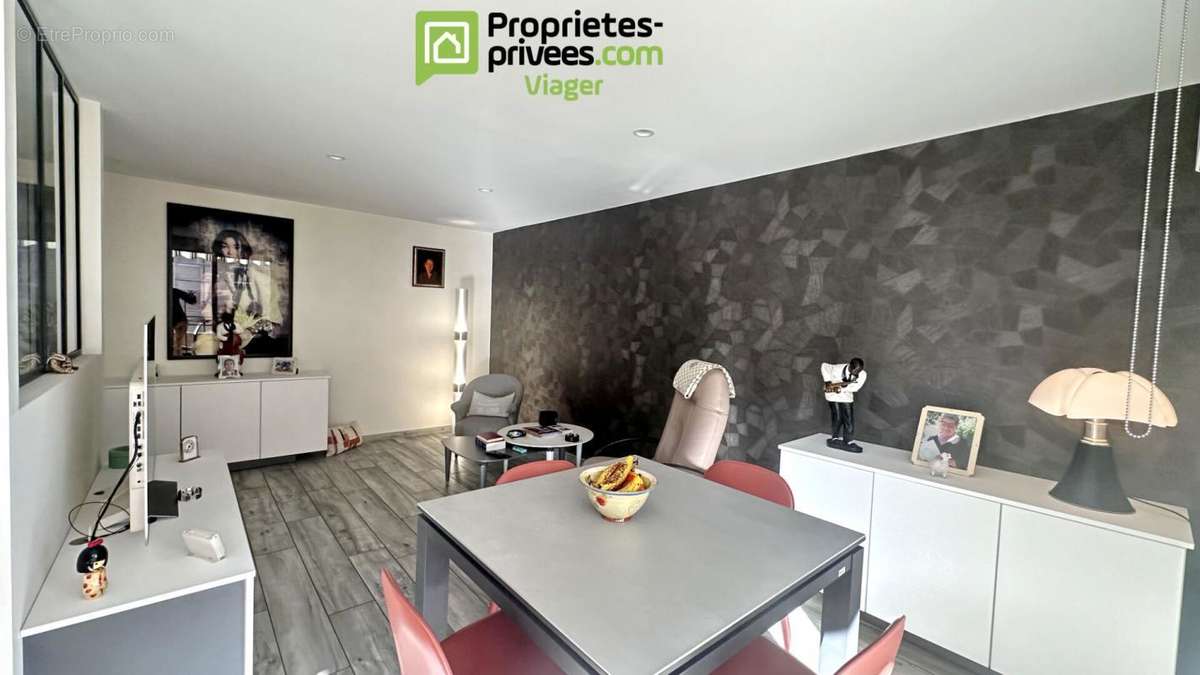 Appartement à NIMES