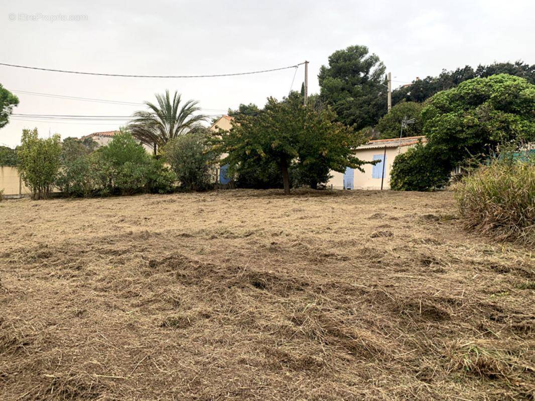 Terrain à MARTIGUES