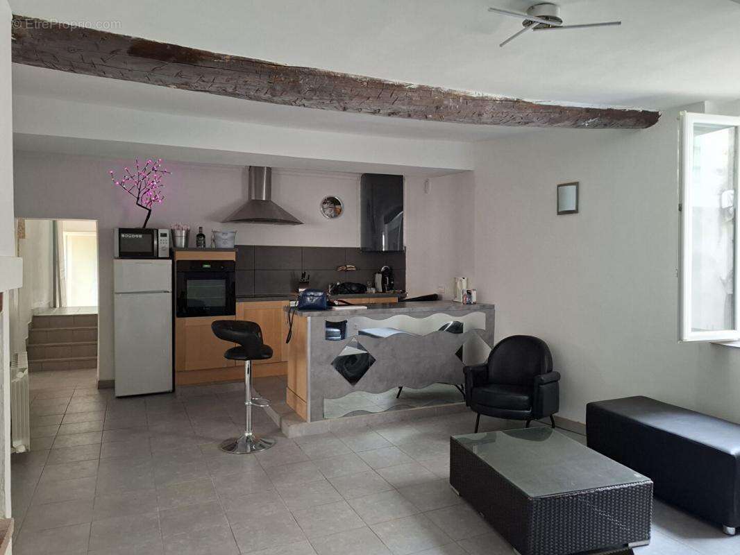 Appartement à FORCALQUIER