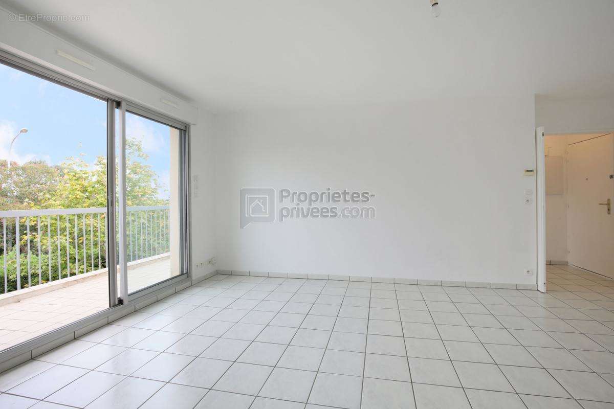 Appartement à RAMONVILLE-SAINT-AGNE