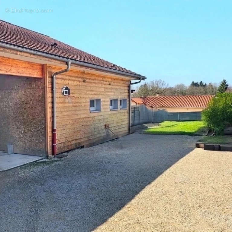 Maison à AMBERIEU-EN-BUGEY