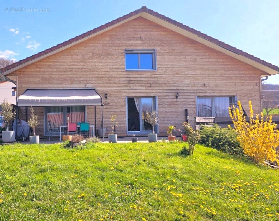 Maison à AMBERIEU-EN-BUGEY