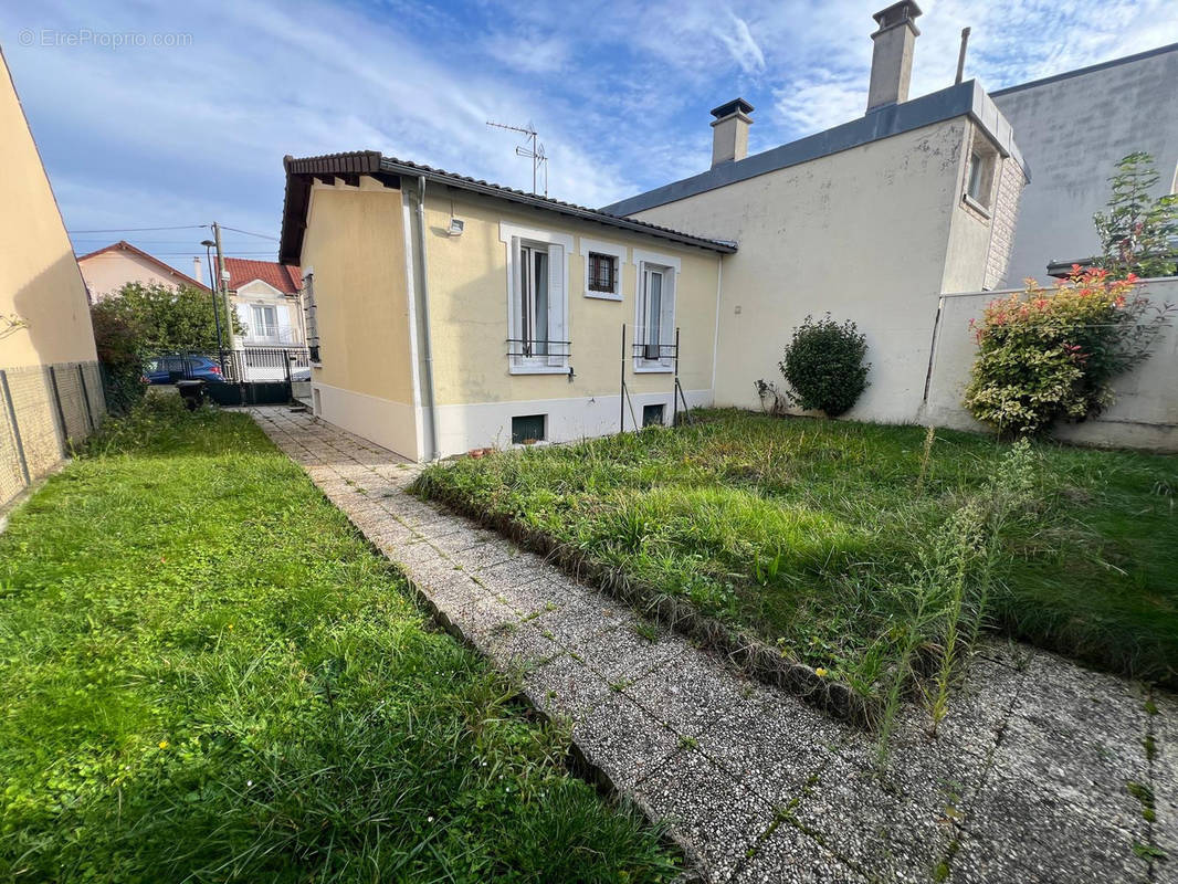 Maison à CHAMPIGNY-SUR-MARNE