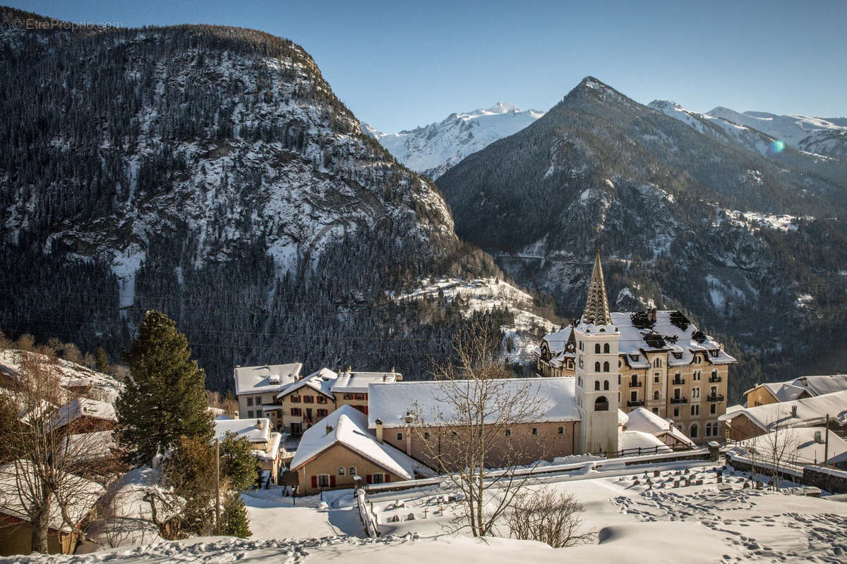 Appartement à MEYMAC