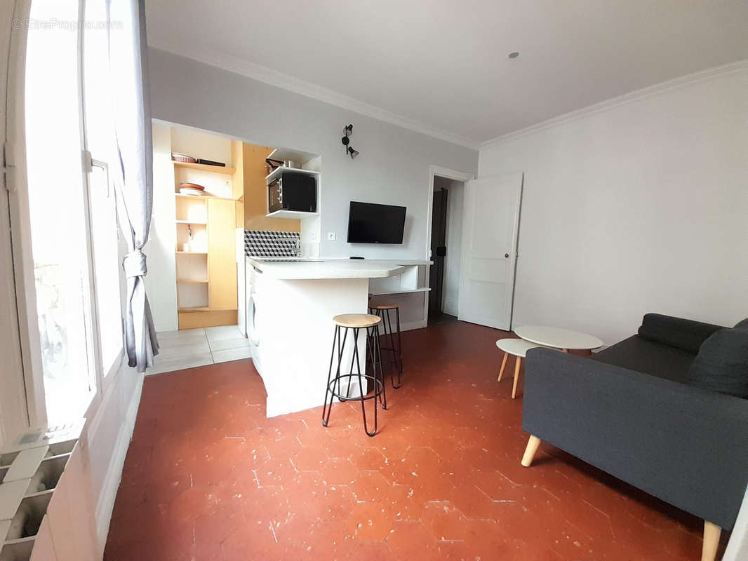 Appartement à PARIS-20E