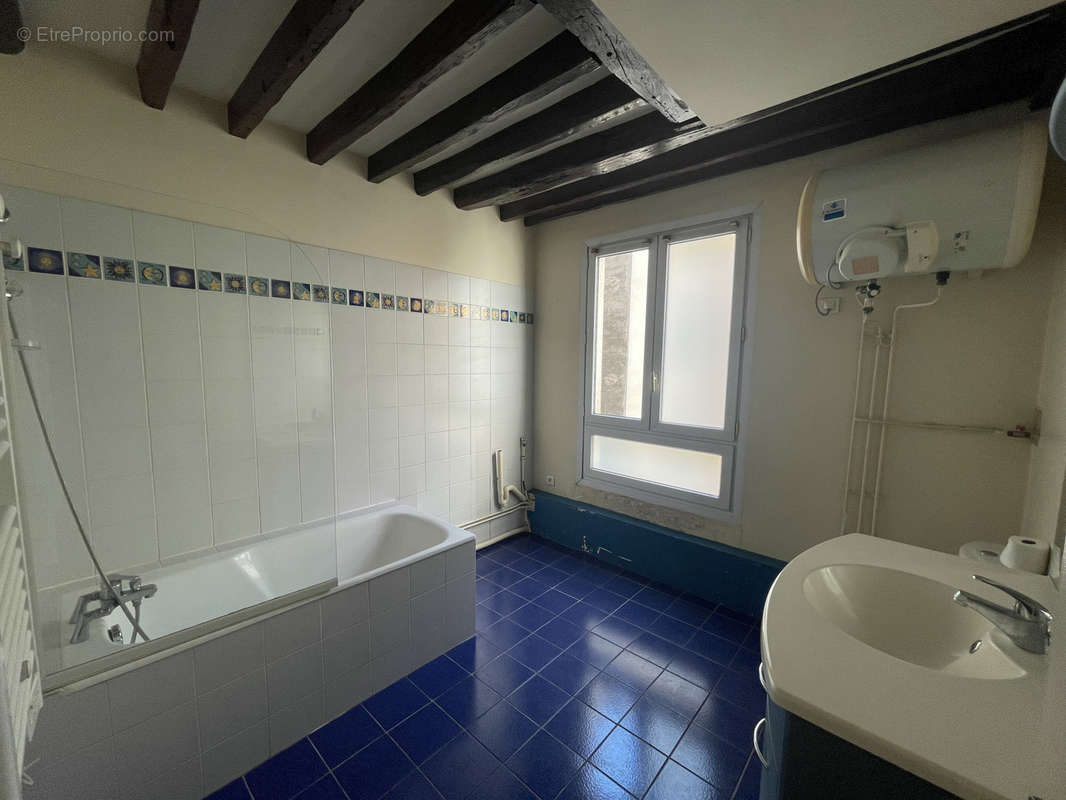 Appartement à PARIS-11E