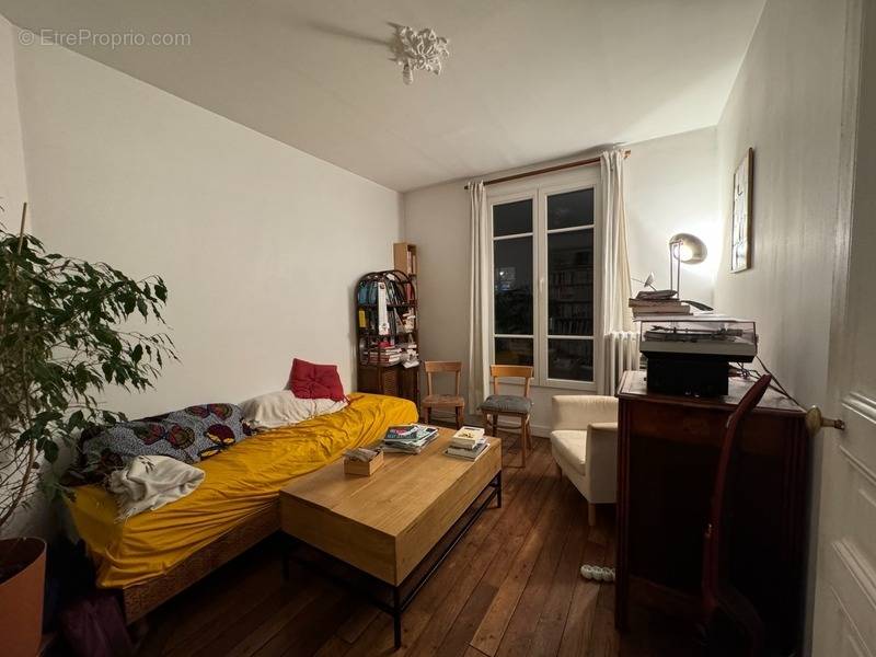 Appartement à PARIS-19E