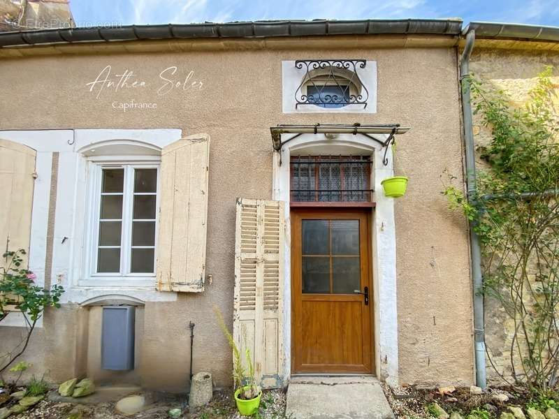 Maison à TANNAY