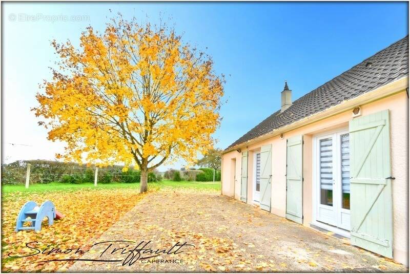 Maison à LOMBRON