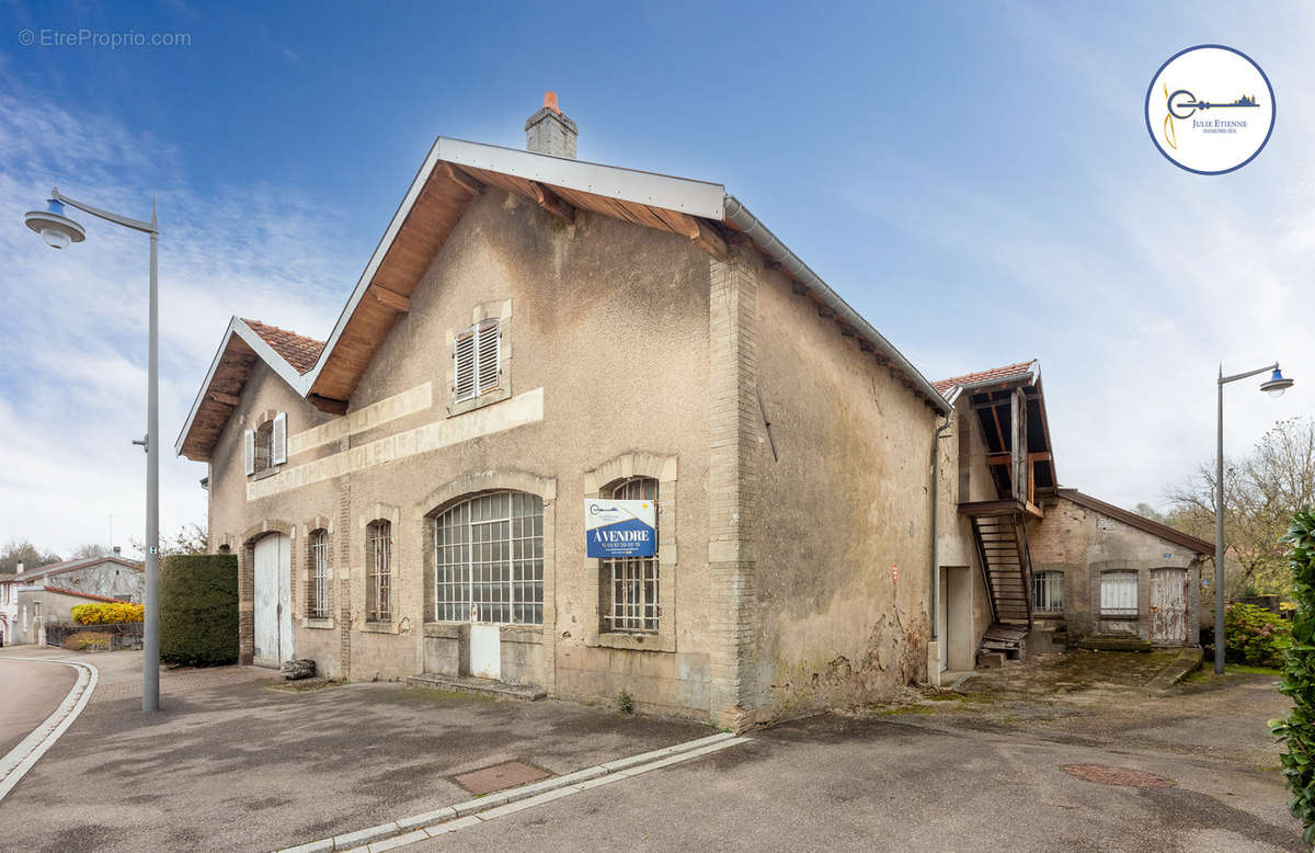 Appartement à DOMPAIRE