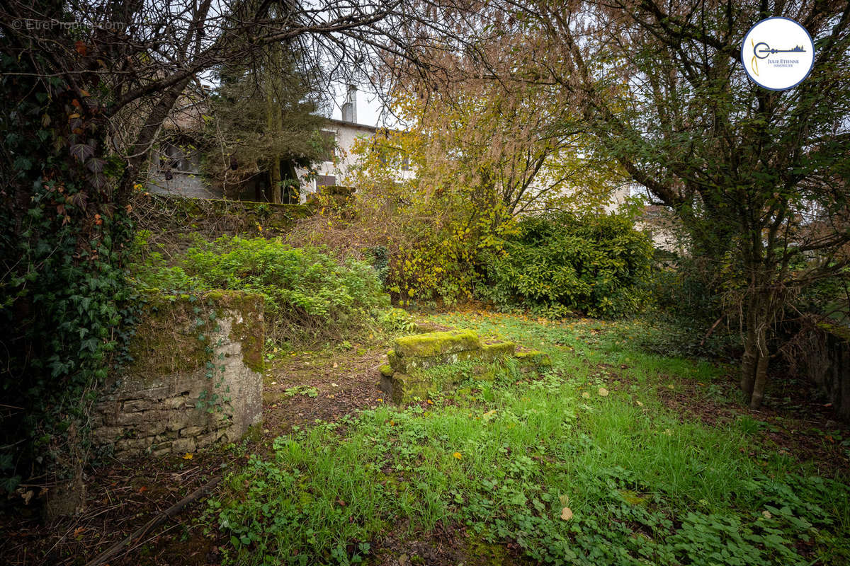 Appartement à DOMPAIRE