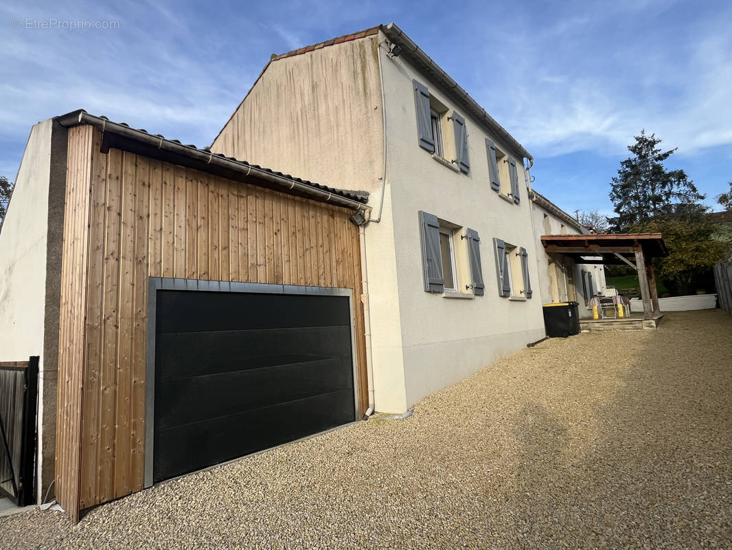 Maison à THOUARS