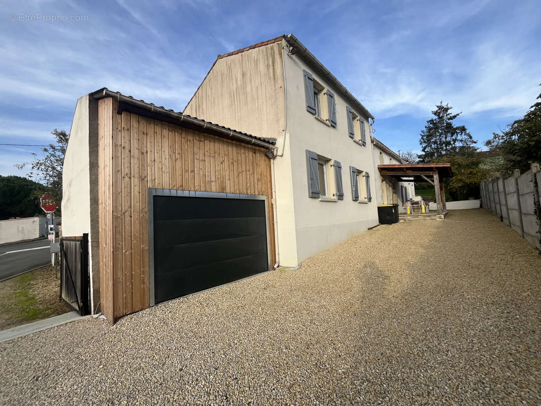 Maison à THOUARS