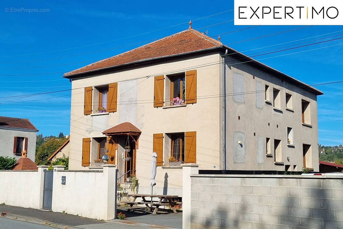 Maison à SAINT-ELOY-LES-MINES