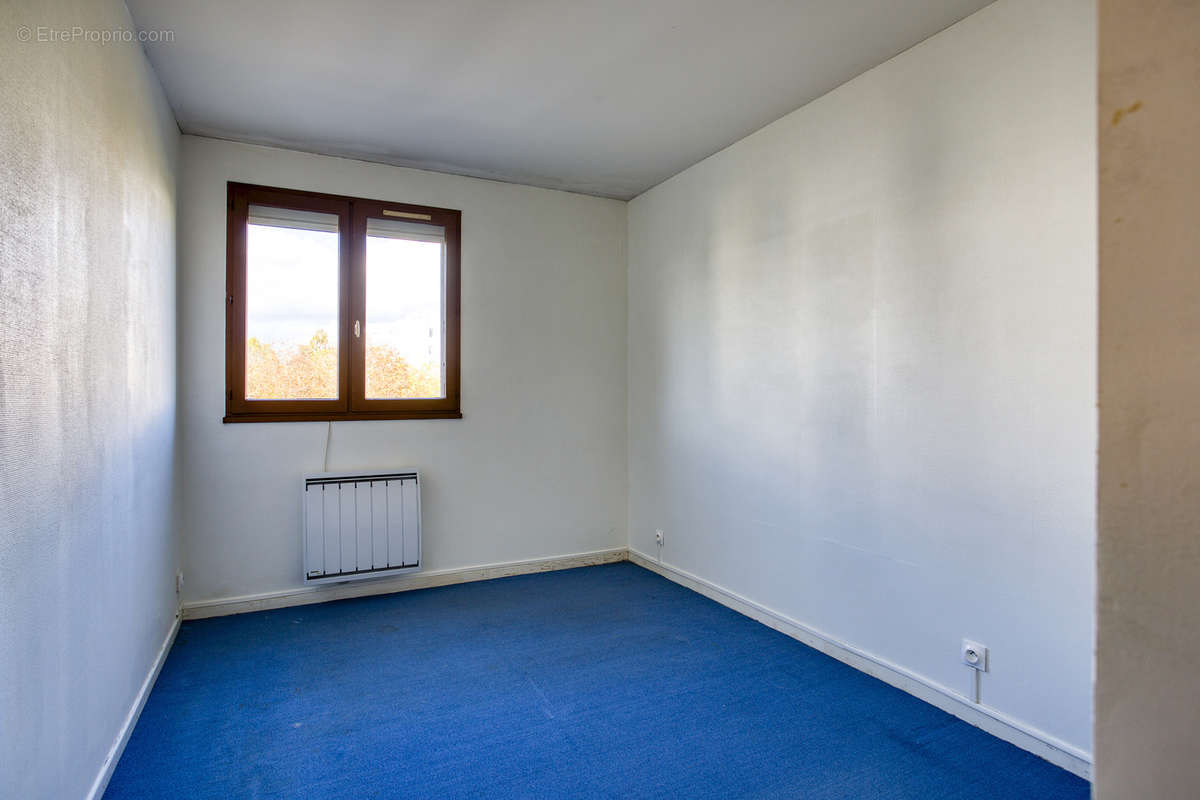 Appartement à MONTIGNY-LE-BRETONNEUX