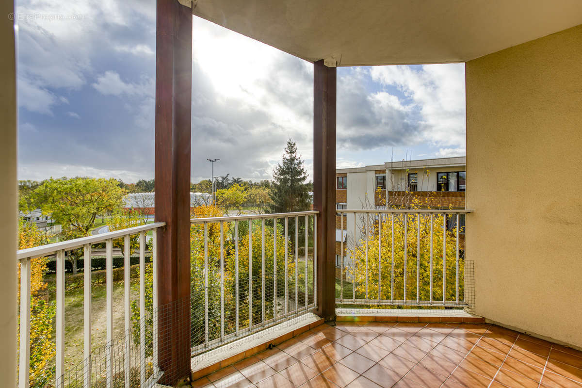 Appartement à MONTIGNY-LE-BRETONNEUX