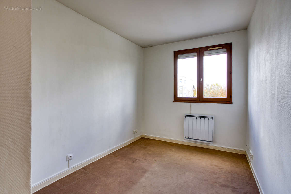 Appartement à MONTIGNY-LE-BRETONNEUX