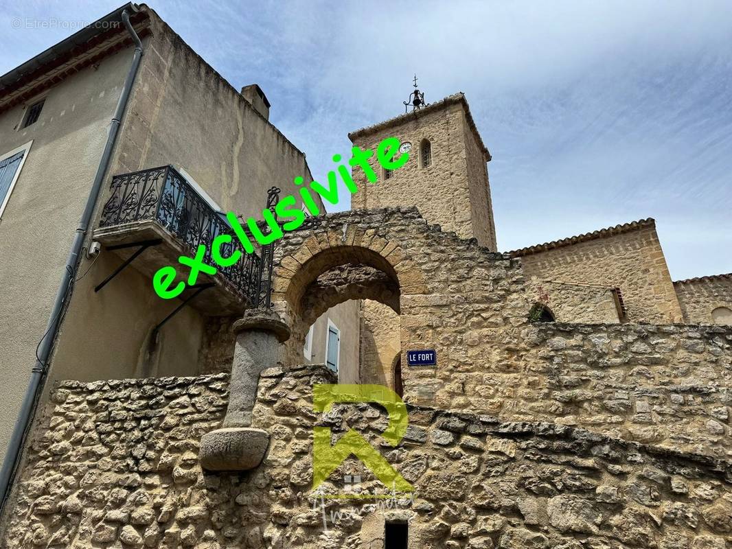 Maison à DUILHAC-SOUS-PEYREPERTUSE