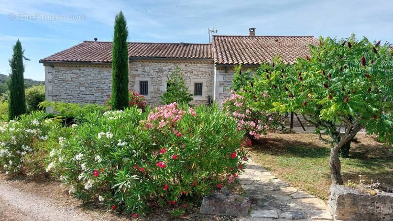 Maison à ORGNAC-L&#039;AVEN