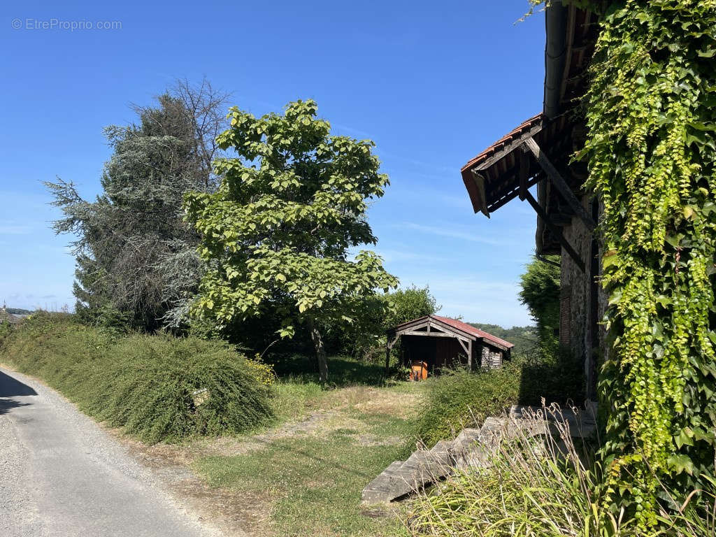 Maison à SAINT-SORNIN-LAVOLPS