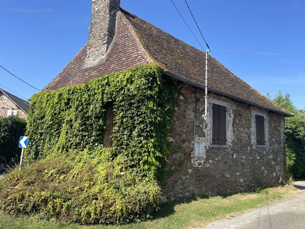 Maison à SAINT-SORNIN-LAVOLPS