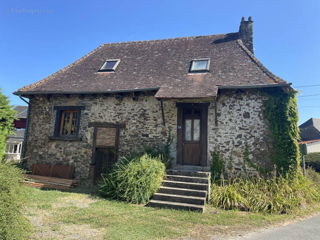 Maison à SAINT-SORNIN-LAVOLPS