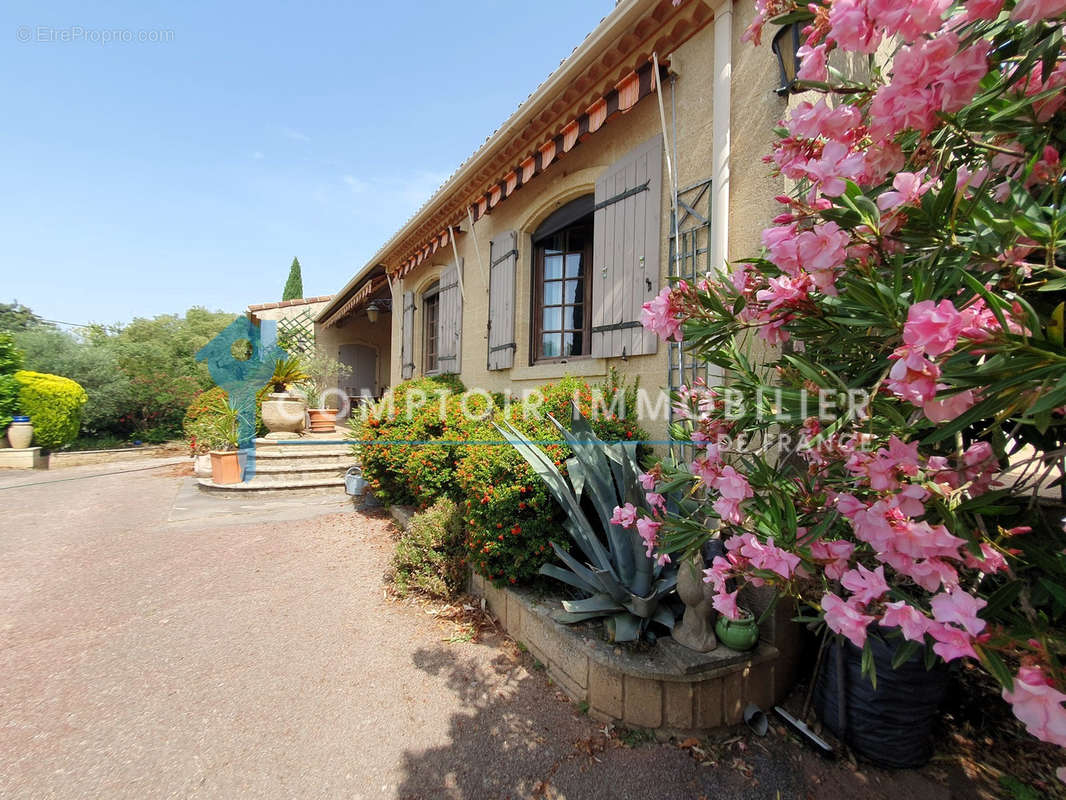 Maison à UZES