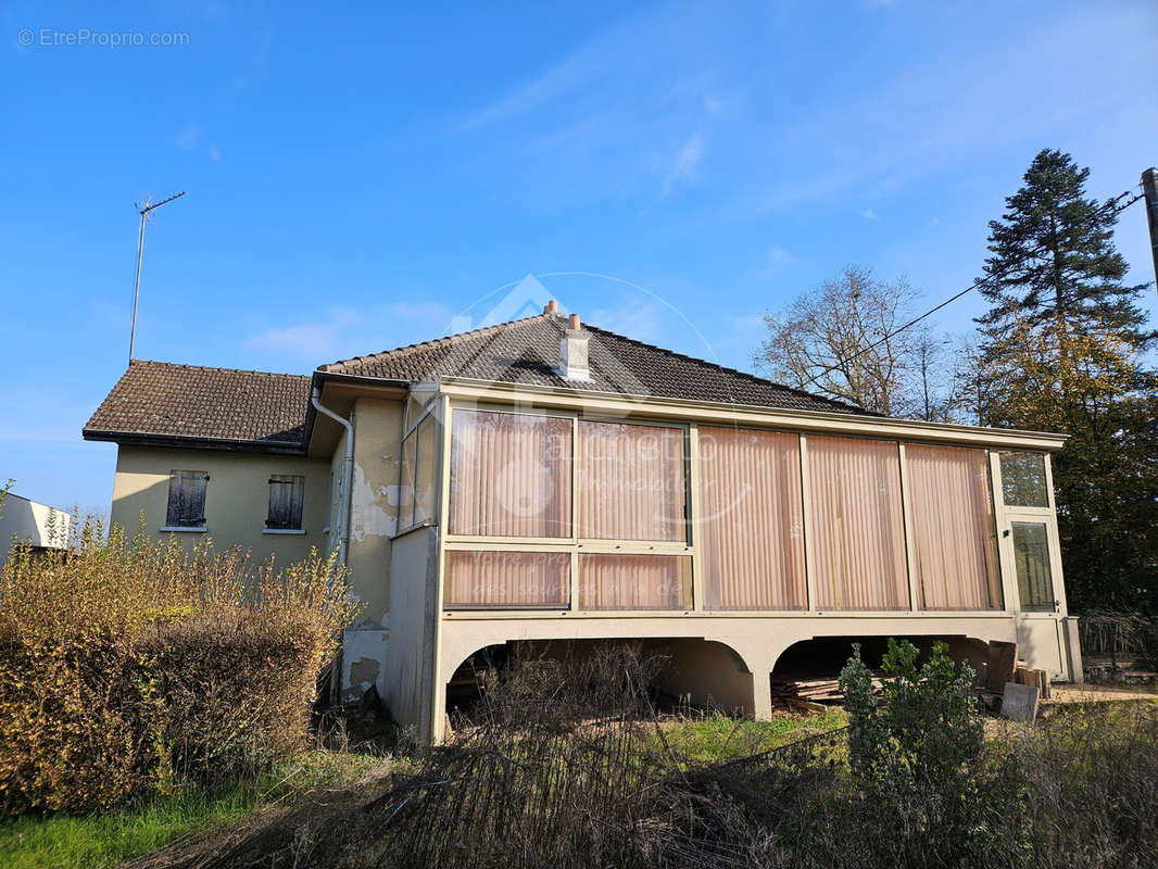 Maison à DIOU