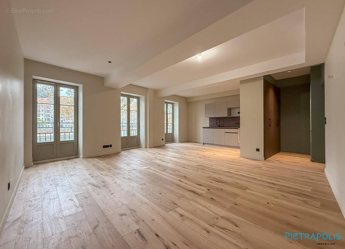 Appartement à LYON-1E