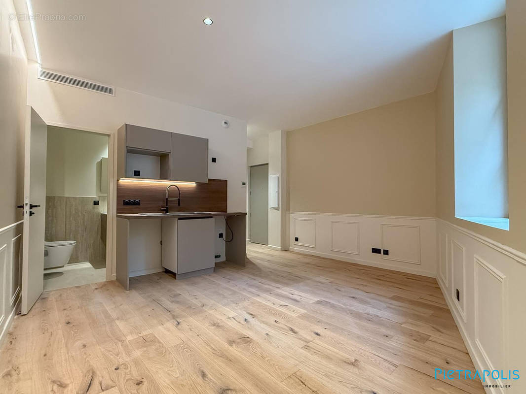 Appartement à LYON-1E