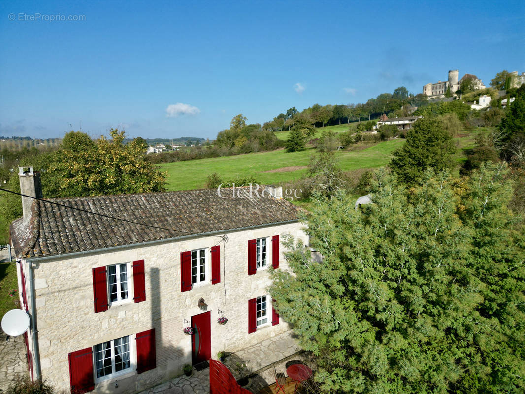 Maison à DURAS